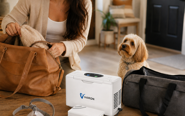 Pet emergency kit checklist for dogs and cats with a home oxygen backup plan